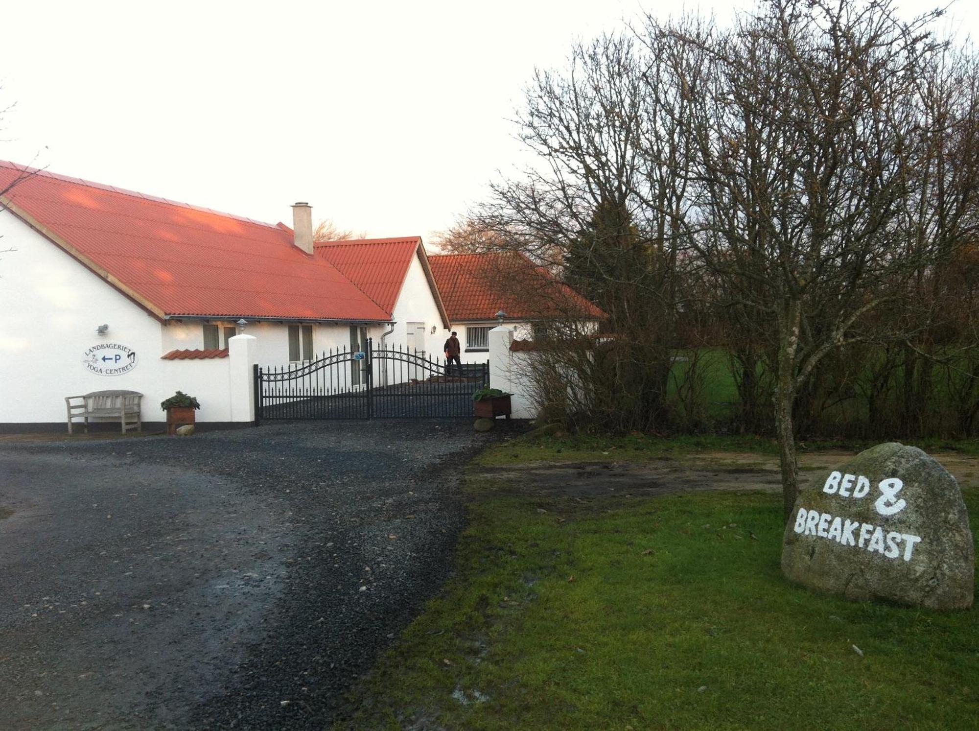 Sov Godt I Arnborg Bed & Breakfast Екстер'єр фото